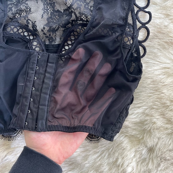 Victoria’s Secret High Neck Lace & Circles Corset Bralette - Picture 5 of 8